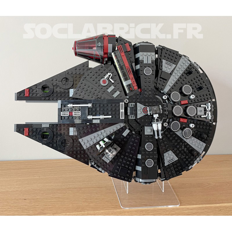 Millenium Falcon 75389 vertical