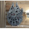 Millenium Falcon UCS - Wall mount