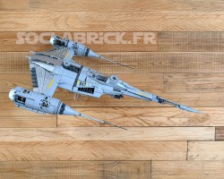 The Mandalorian's N-1 Starfighter 75442 - wall mount side turn